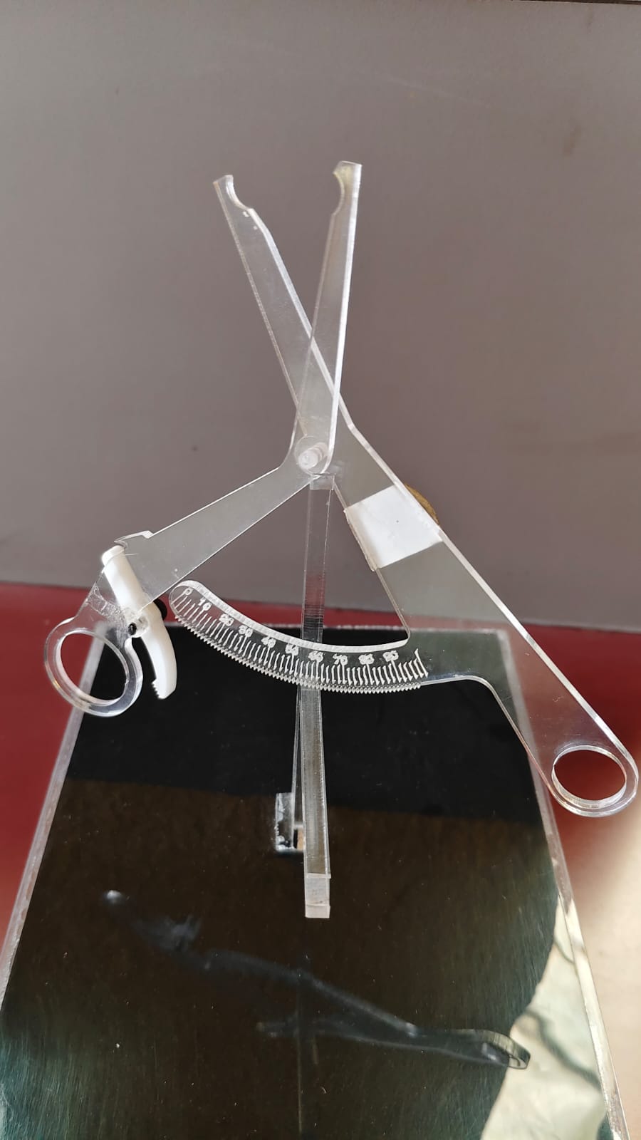 Vertical space analyzer